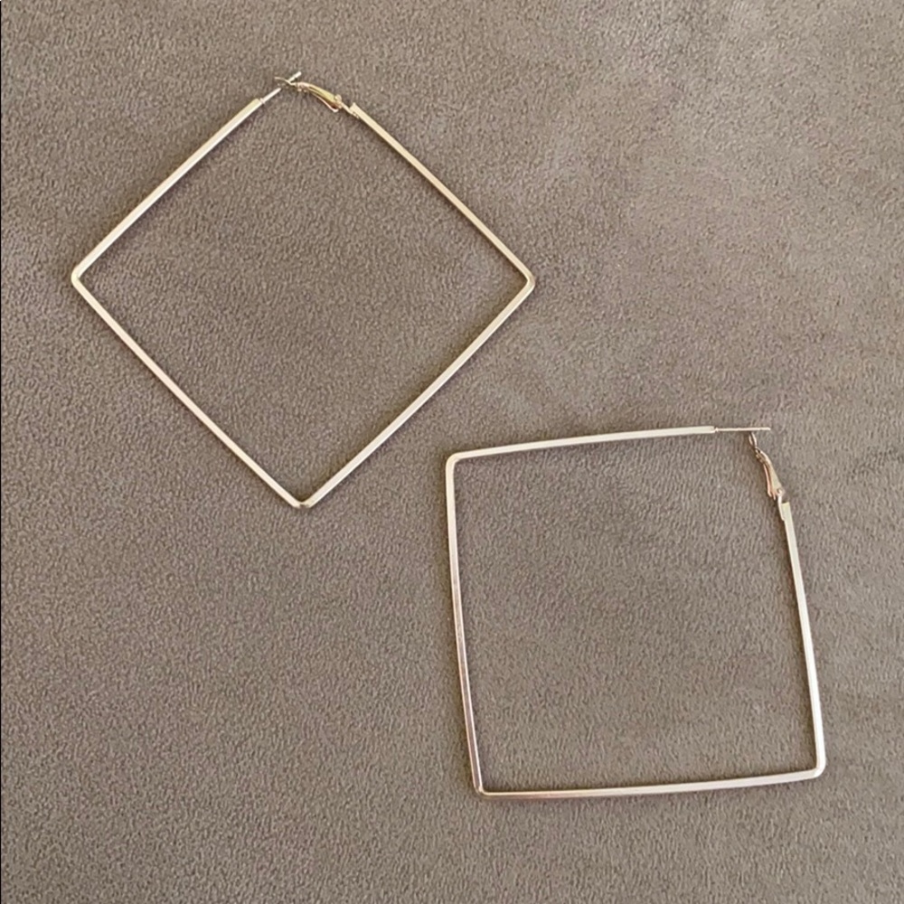 Oversized Geometric Square Hoops - Picture 4 of 5